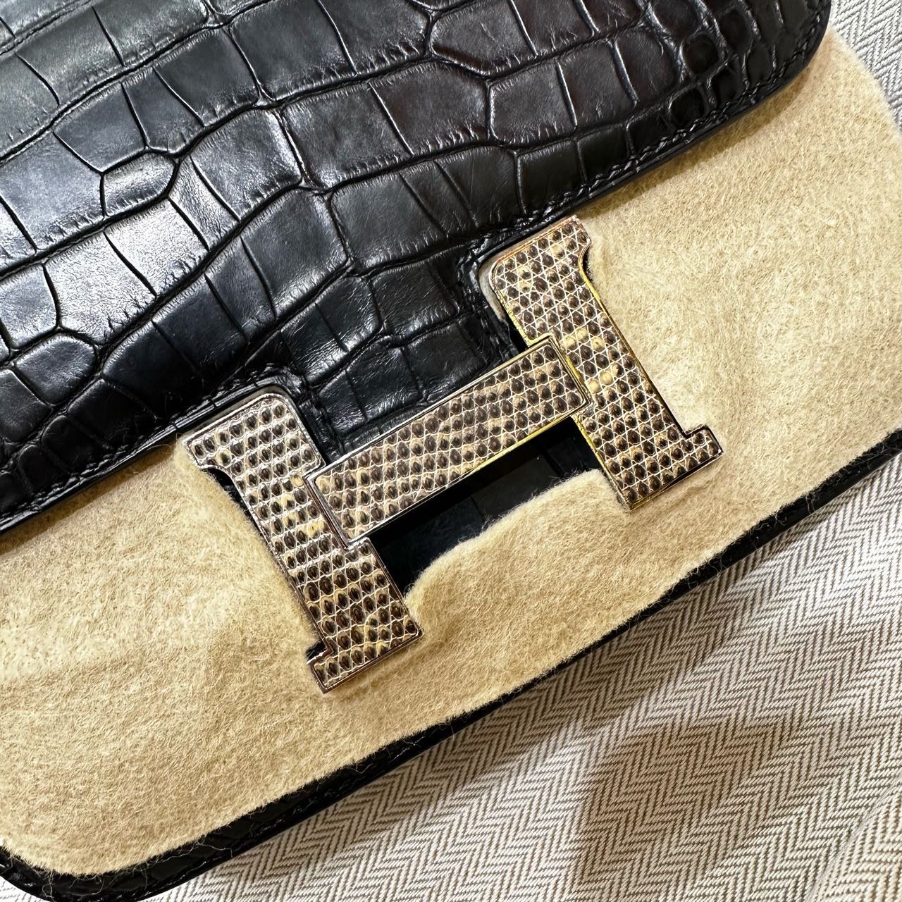 Hermes 爱马仕 黑银康康Constance mini 雾面鳄鱼皮 蜥蜴扣 Y刻 配件 盒子 尘袋 缩略图