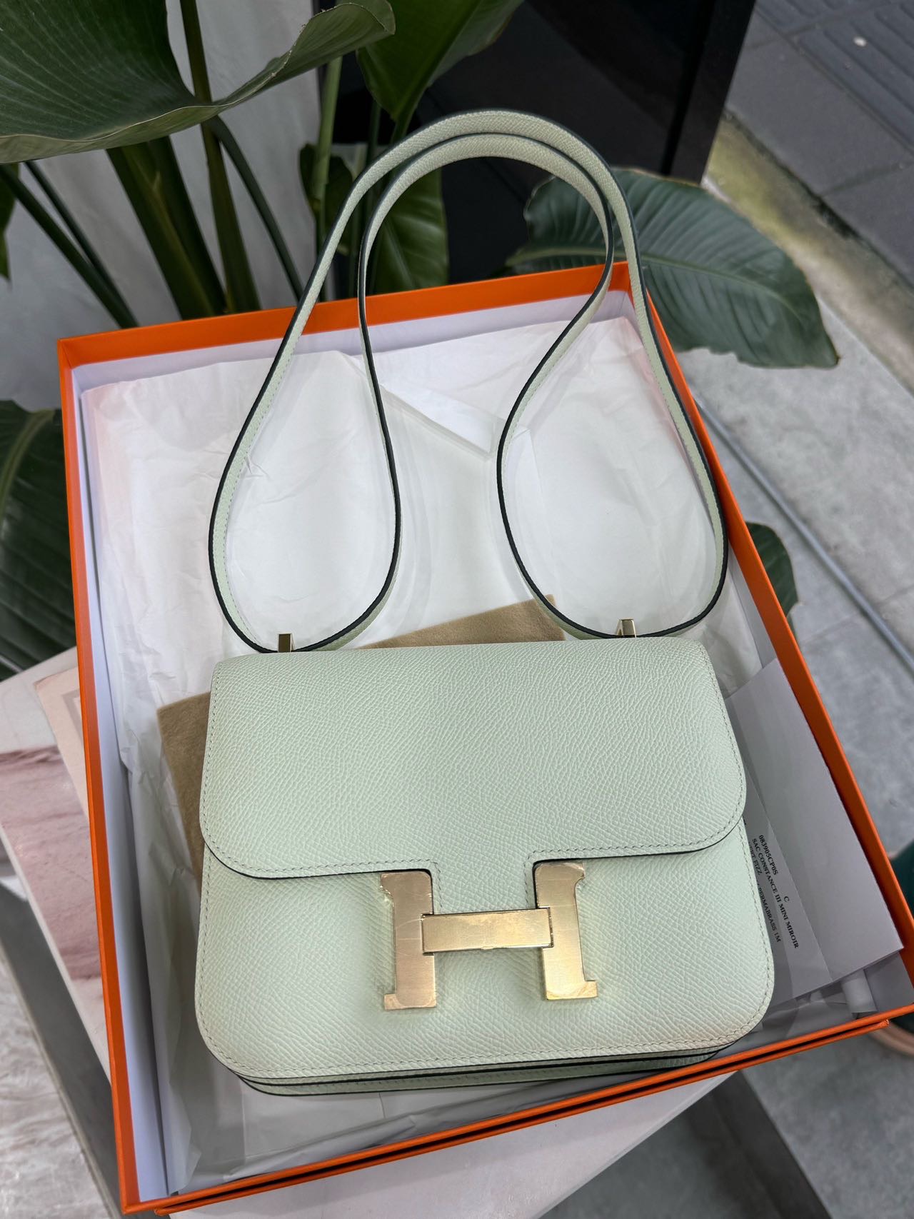 Hermes 爱马仕 0S气泡绿康康 Constance mini 淡金扣 Epsom皮 B刻 全套带镜子 很清新的颜色 六万多带走