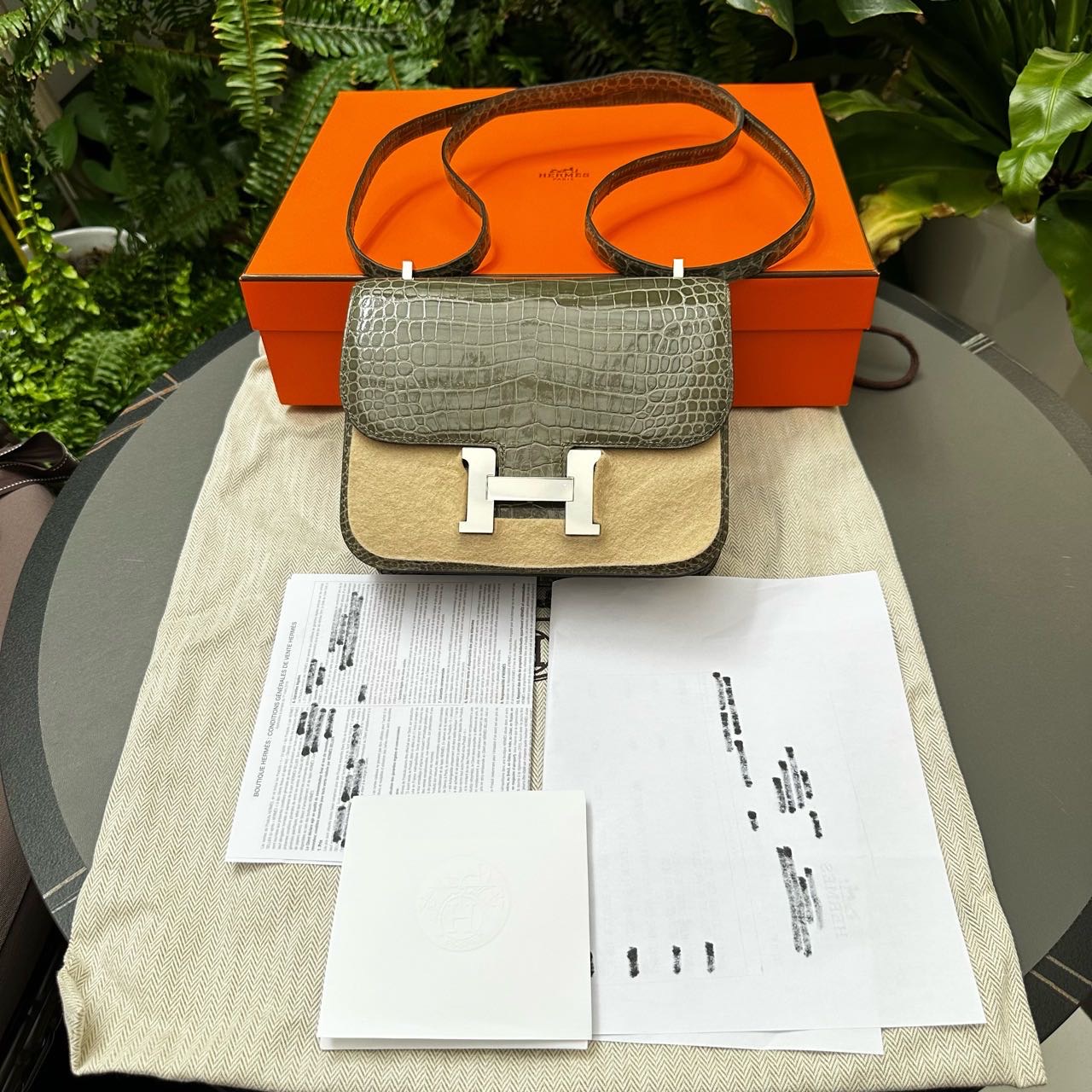 Hermes 爱马仕 81斑鸠灰亮面倒V鳄鱼康康 Constance mini 银扣 U刻 全套带票证 缩略图