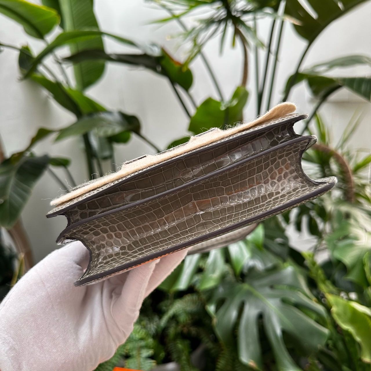 Hermes 爱马仕 81斑鸠灰亮面倒V鳄鱼康康 Constance mini 银扣 U刻 全套带票证 缩略图