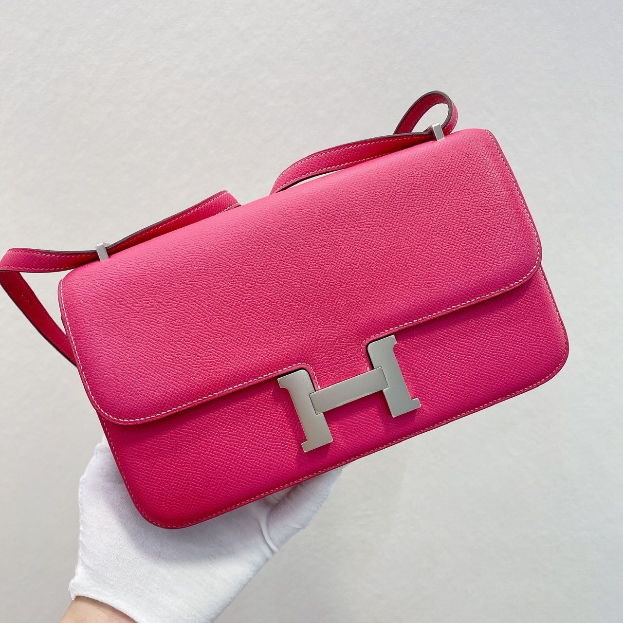 Hermes 爱马仕 Constance 26 elan E5 糖果粉 银扣  康康  epsom皮 银扣  比普通康康容量更好  超级少见！   框Q刻！