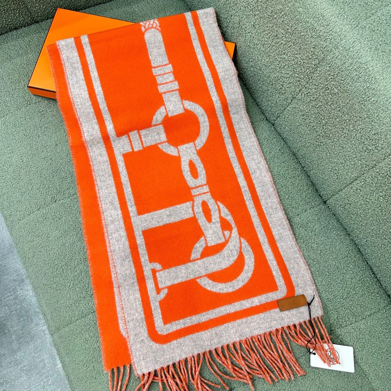 爱马仕Hermes 羊绒围巾 30*160cm 缩略图