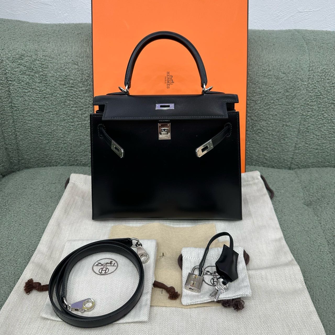 Hermes 爱马仕 黑银Kelly25 box皮 z刻 全套无票