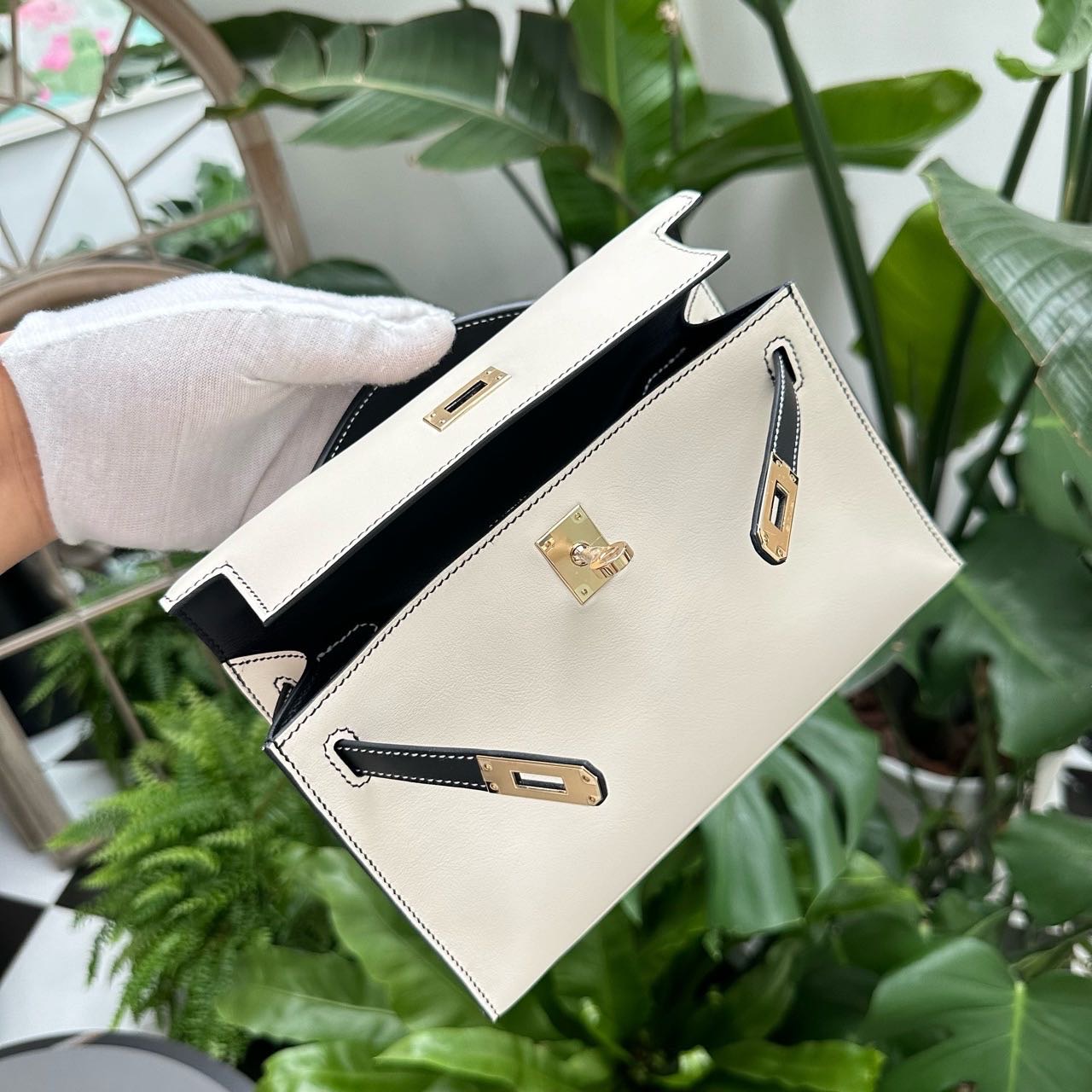 Hermes 爱马仕 黑白熊猫mini Kelly一代 swift皮 淡金扣 马蹄刻 W刻 全套 缩略图