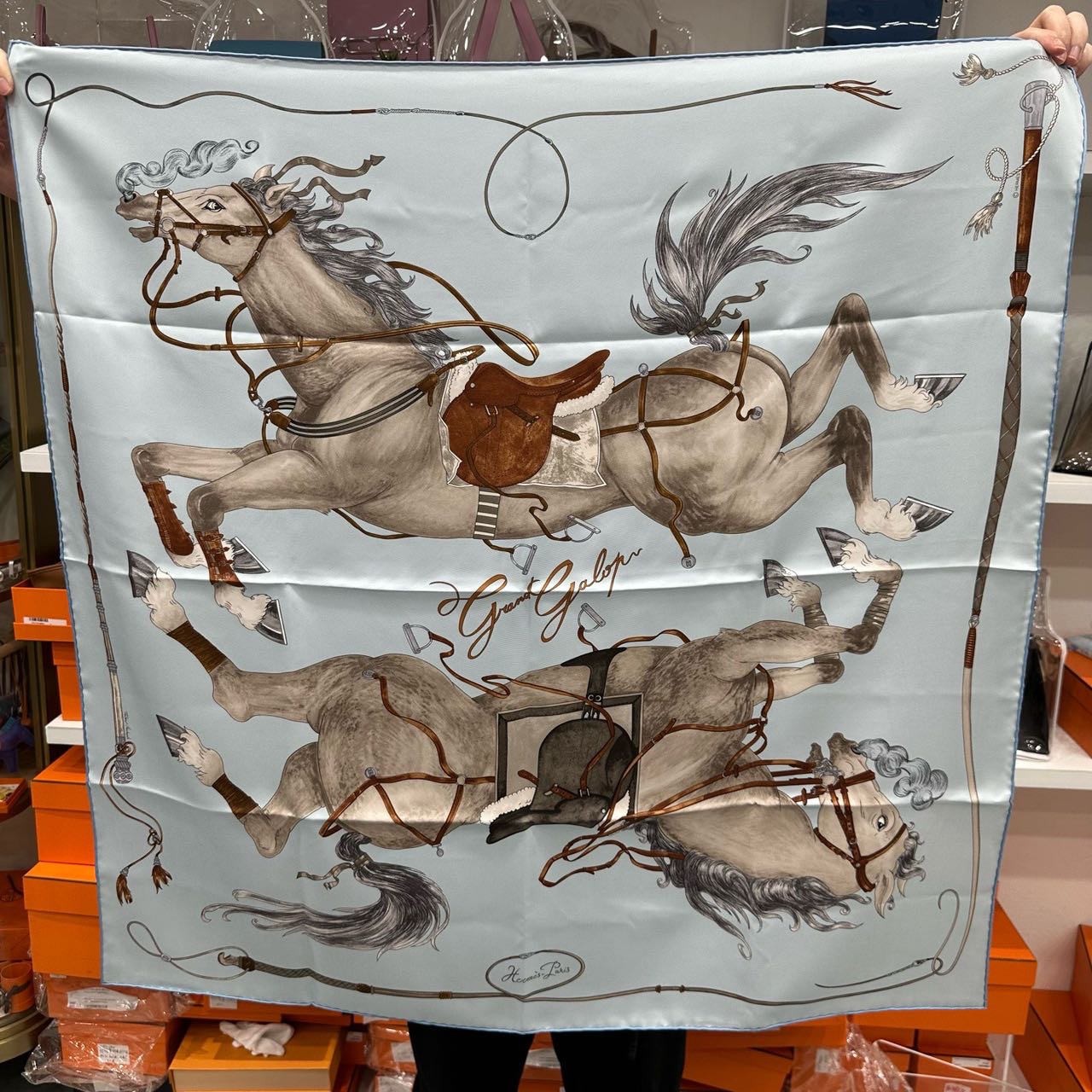 N级 Hermes 100%真丝90丝巾 带盒子