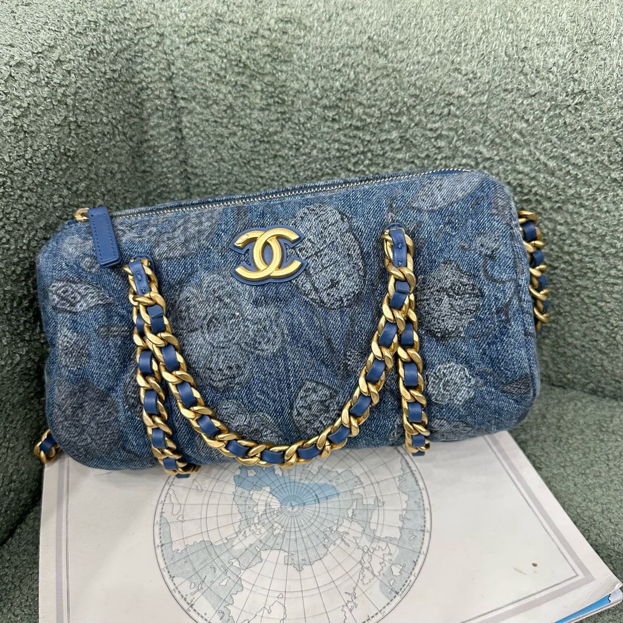 A级 Chanel 香奈儿 牛仔山茶花保龄球包 钢印款 缩略图