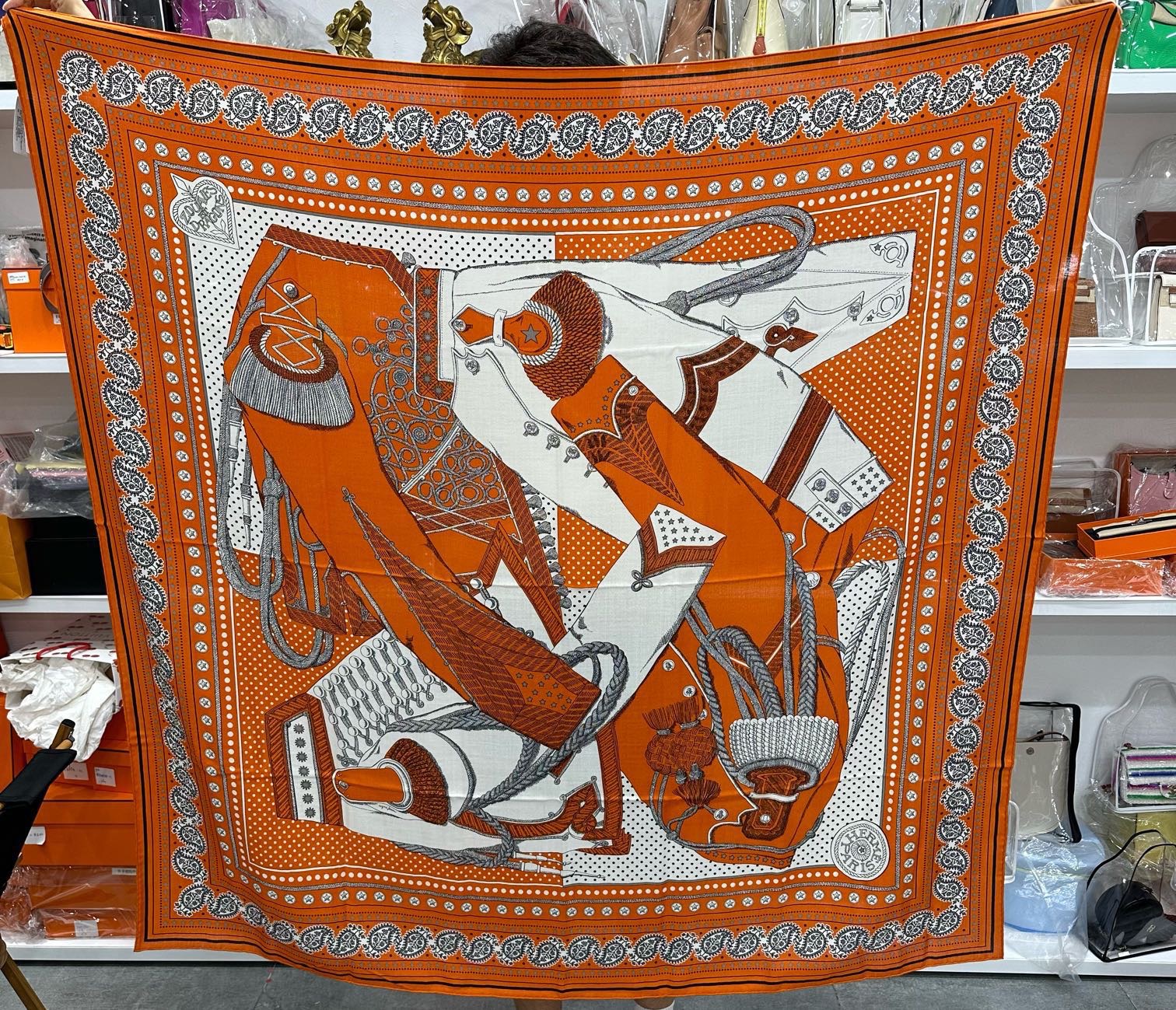 N级 Hermes 羊绒加丝140丝巾/披肩 带盒子
