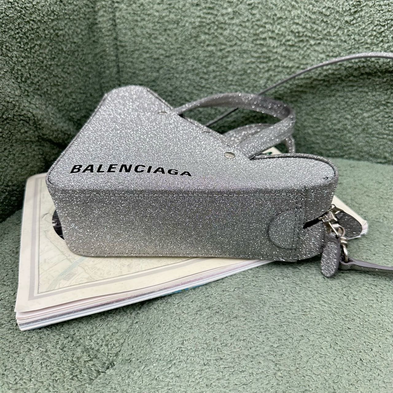 A级 巴黎世家 Balenciaga亮片单肩斜挎包 缩略图