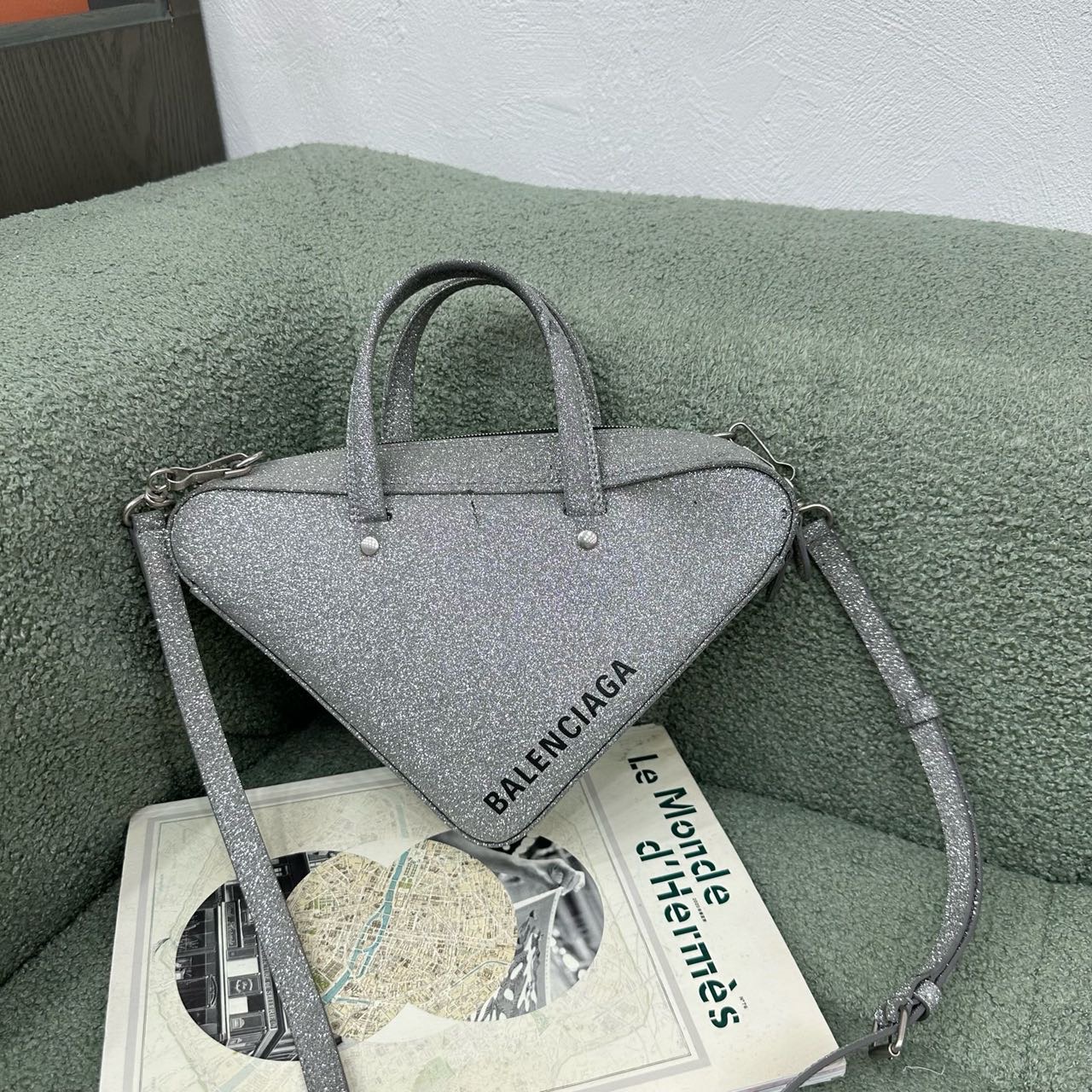 A级 巴黎世家 Balenciaga亮片单肩斜挎包