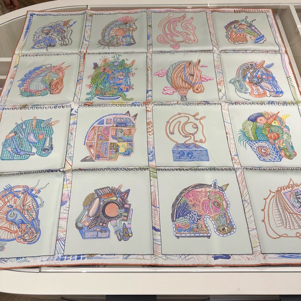 N级 Hermes 爱马仕“骏马棱镜”90Cm丝巾