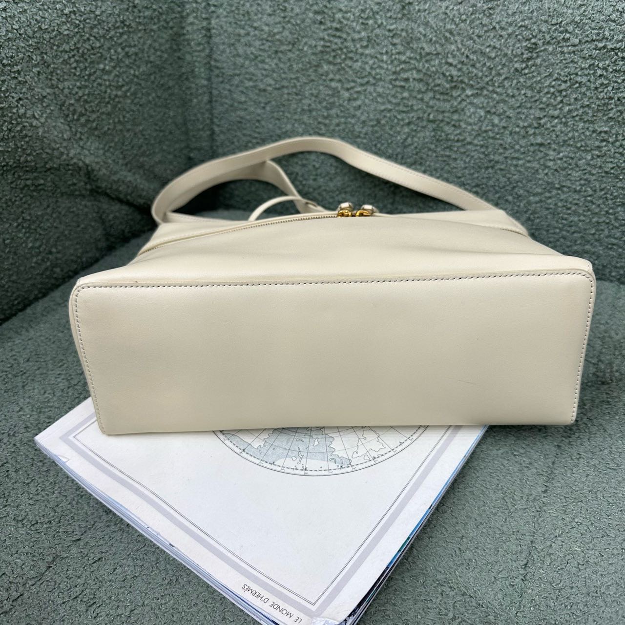A级 LP  Loro Piana牛皮饭盒包 缩略图