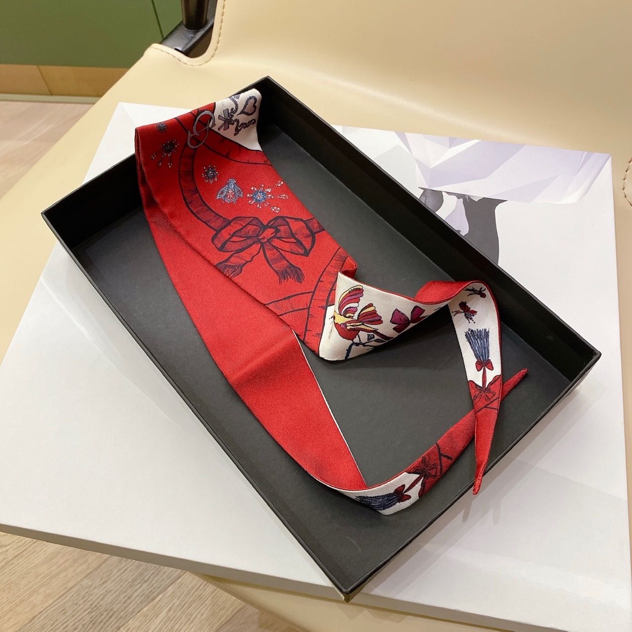 Dior  超美的  twilly头巾