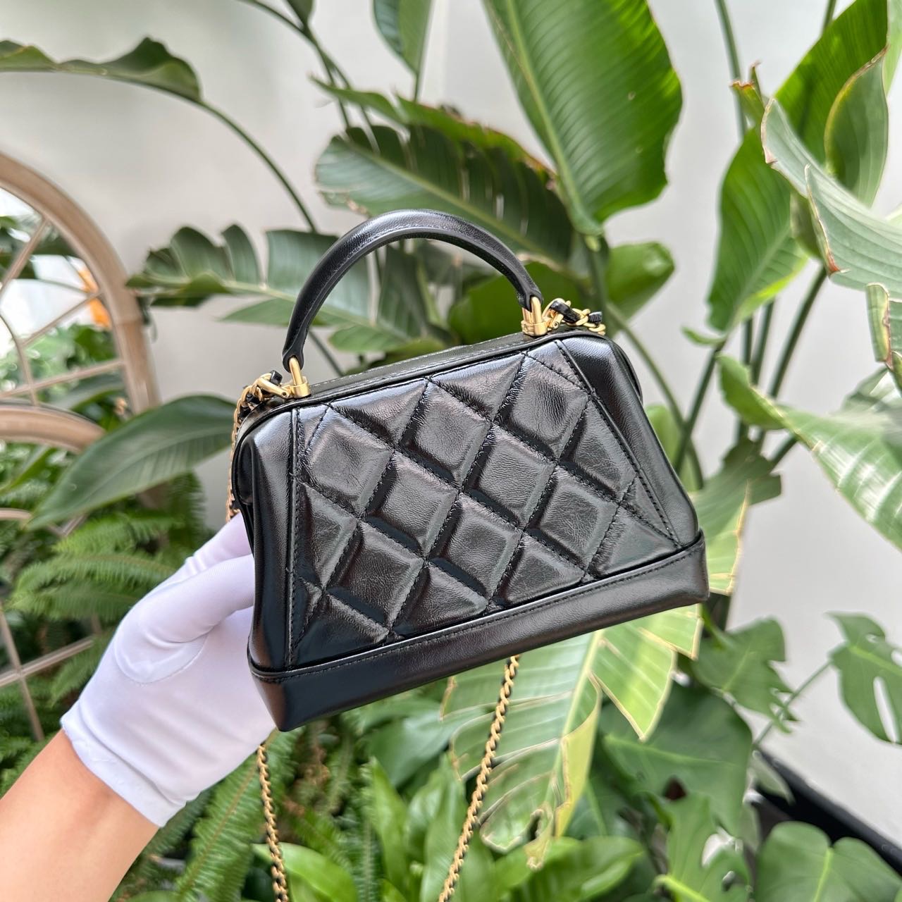N级 Chanel 香奈儿 24年最新款 黑金医生包 钢印款 小号  全套
原价47500  特价 缩略图