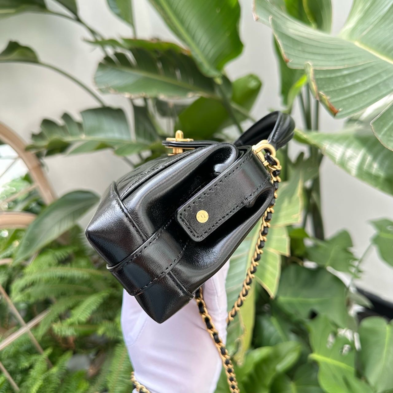 N级 Chanel 香奈儿 24年最新款 黑金医生包 钢印款 小号  全套
原价47500  特价 缩略图