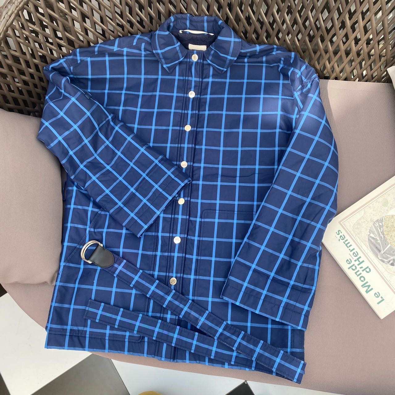 N级 Hermes 爱马仕 女士棉大衣 34码
骨折￥6500带走
衣长75✖️胸围55*2✖️肩宽58 7号