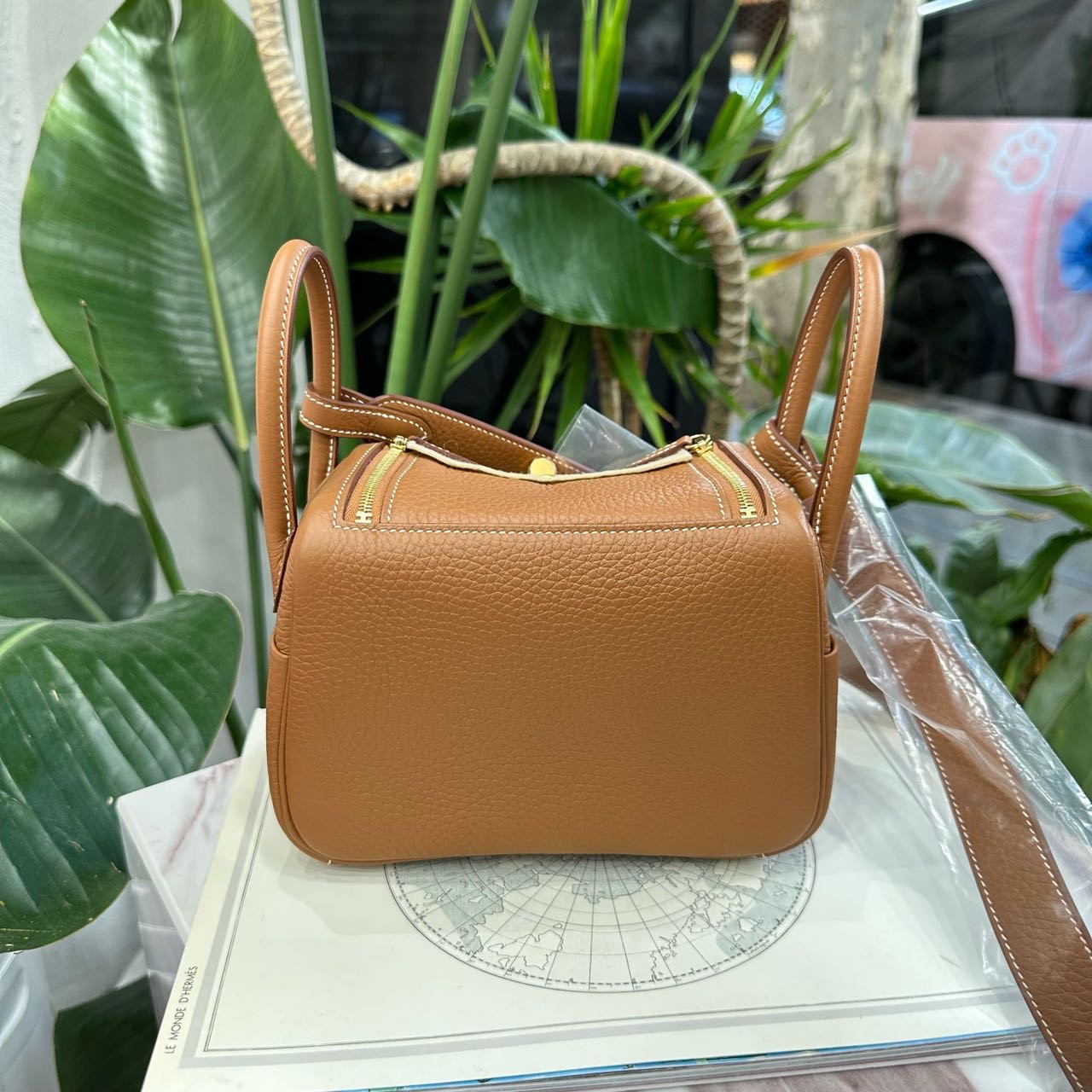 N级 Hermes 爱马仕金棕mini Lindy二代 金扣 TC皮 K刻 全套 缩略图