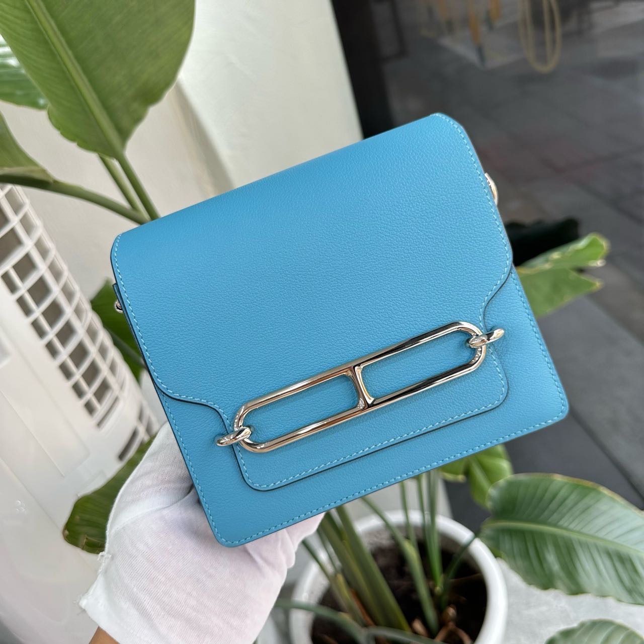 A级 Hermes 爱马仕北方蓝mini roulis/猪鼻子 银扣 evercolor皮 C刻 缩略图