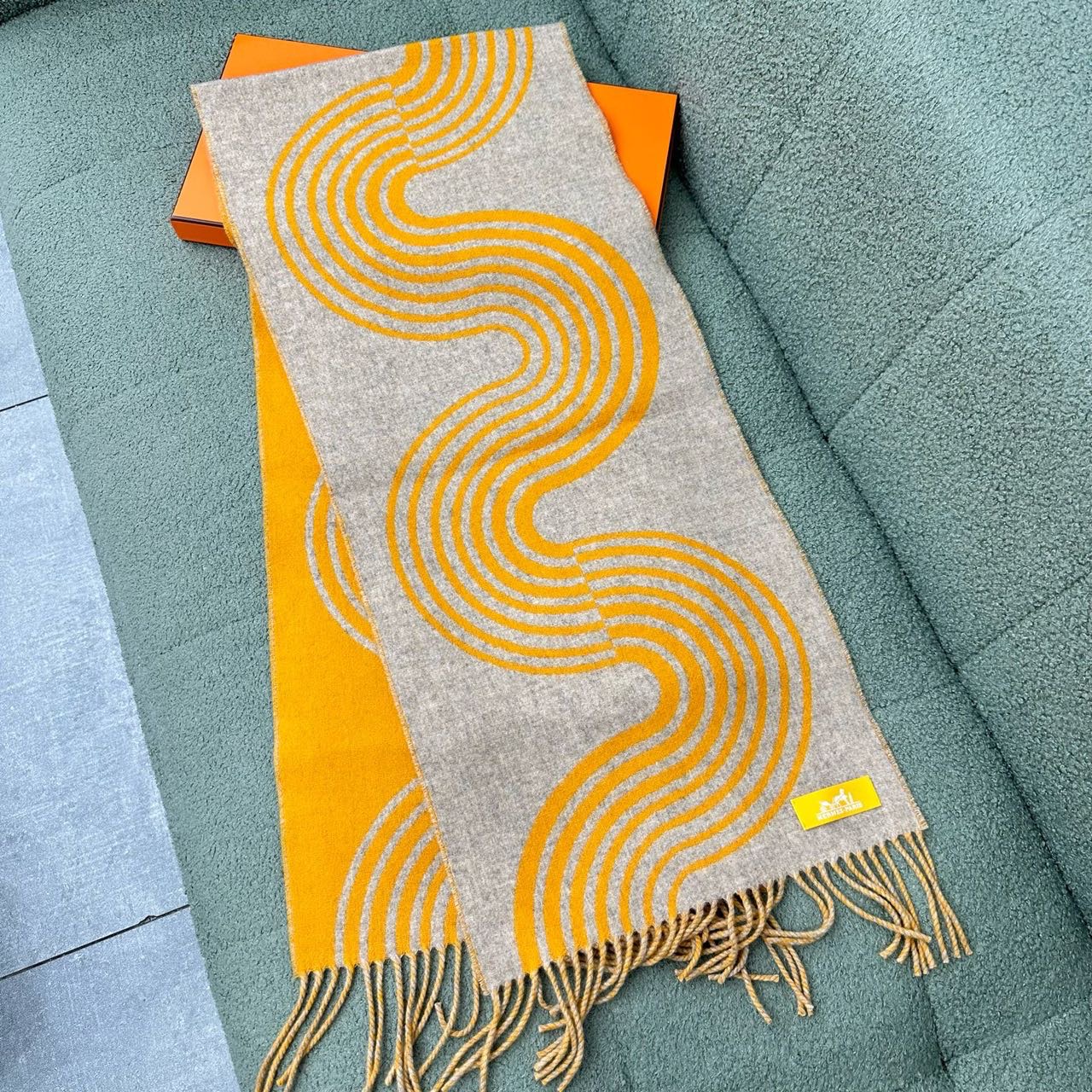 N级 Hermes 羊绒围巾 30*140cm 带盒子