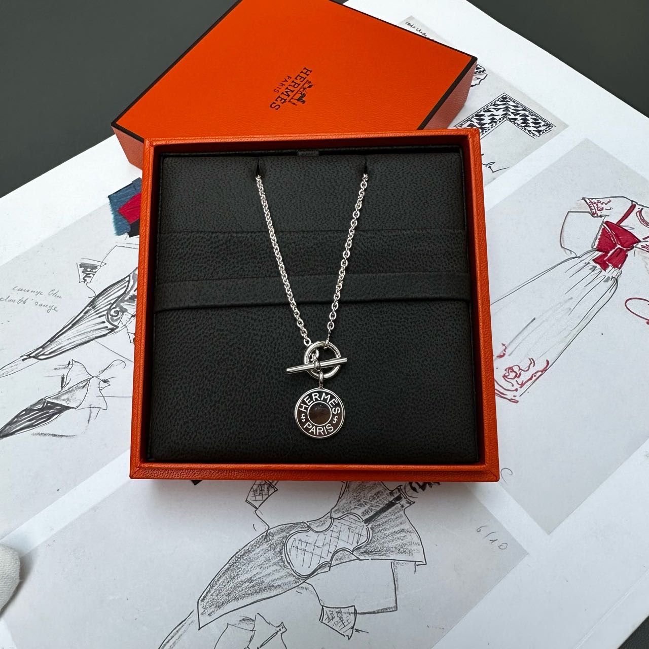 N级 Hermes 925银银币项链 带盒子