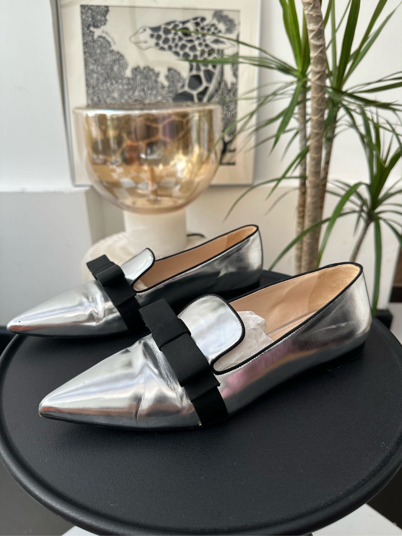 A级 Prada 银色尖头平跟鞋 39码 性价比超高!