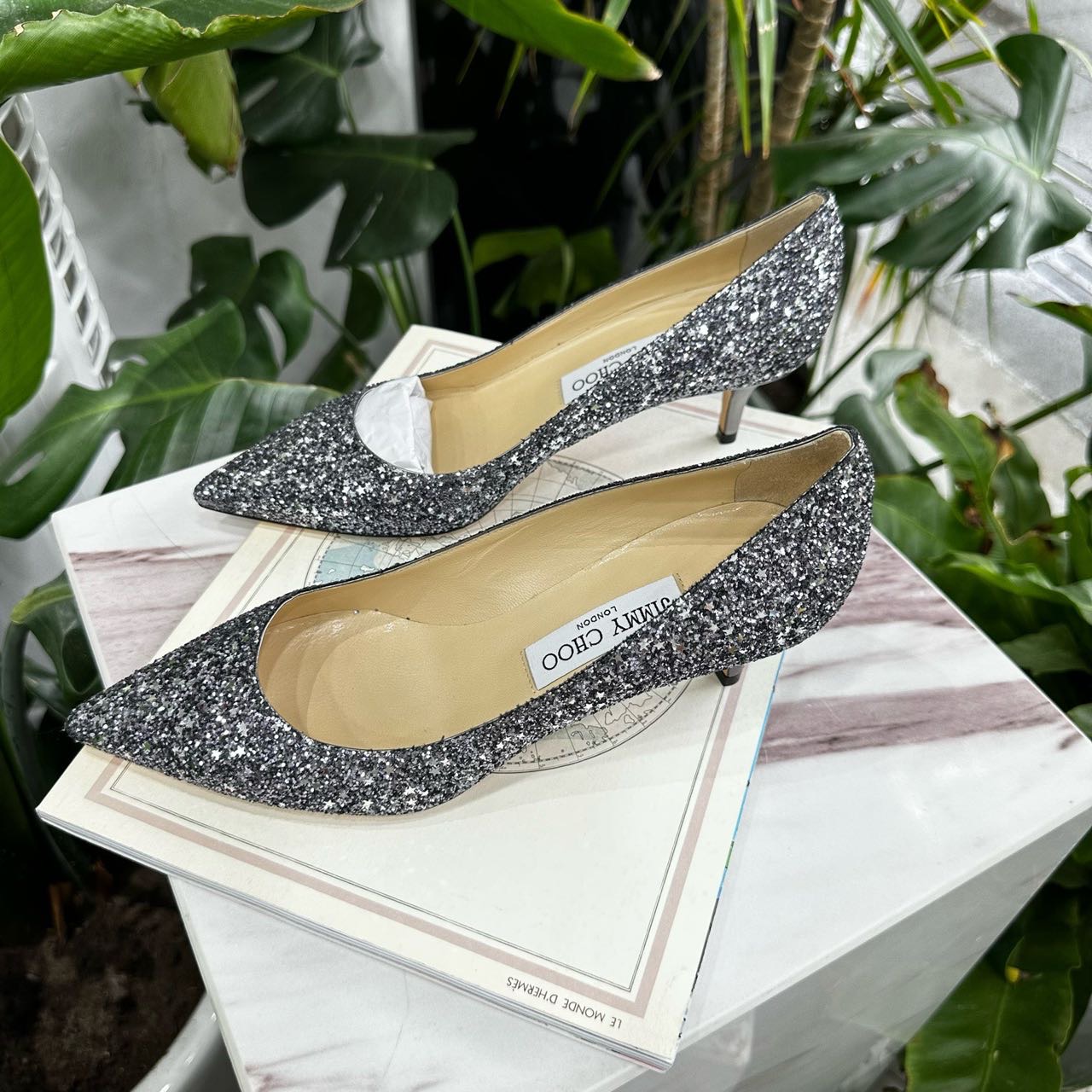 N级 Jimmychoo 亮片高跟鞋 37码 带盒子尘袋