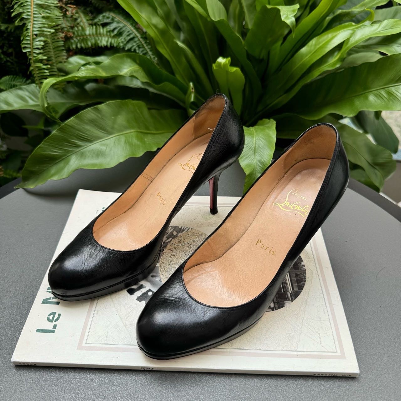 A级 Christian Louboutin 红底高跟鞋 跟高8cm 36码