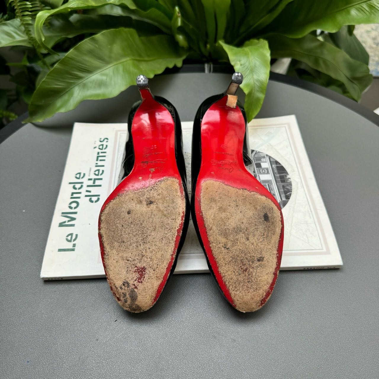 A级 Christian Louboutin 红底高跟鞋 跟高7cm 37码 缩略图