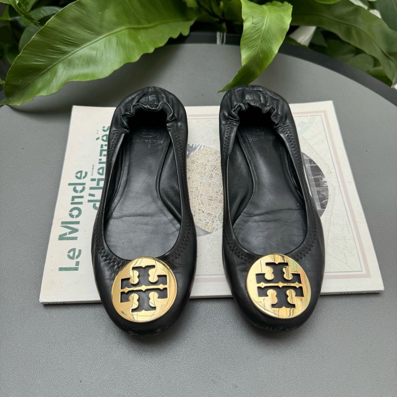 A级 TORY BURCH 平底休息鞋 36码