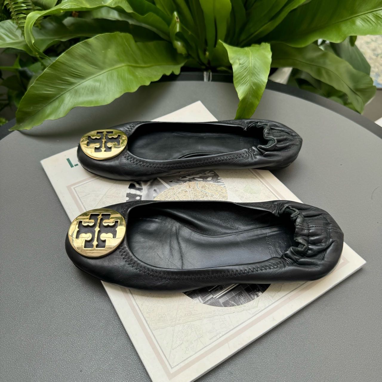 A级 TORY BURCH 平底休息鞋 36码 缩略图