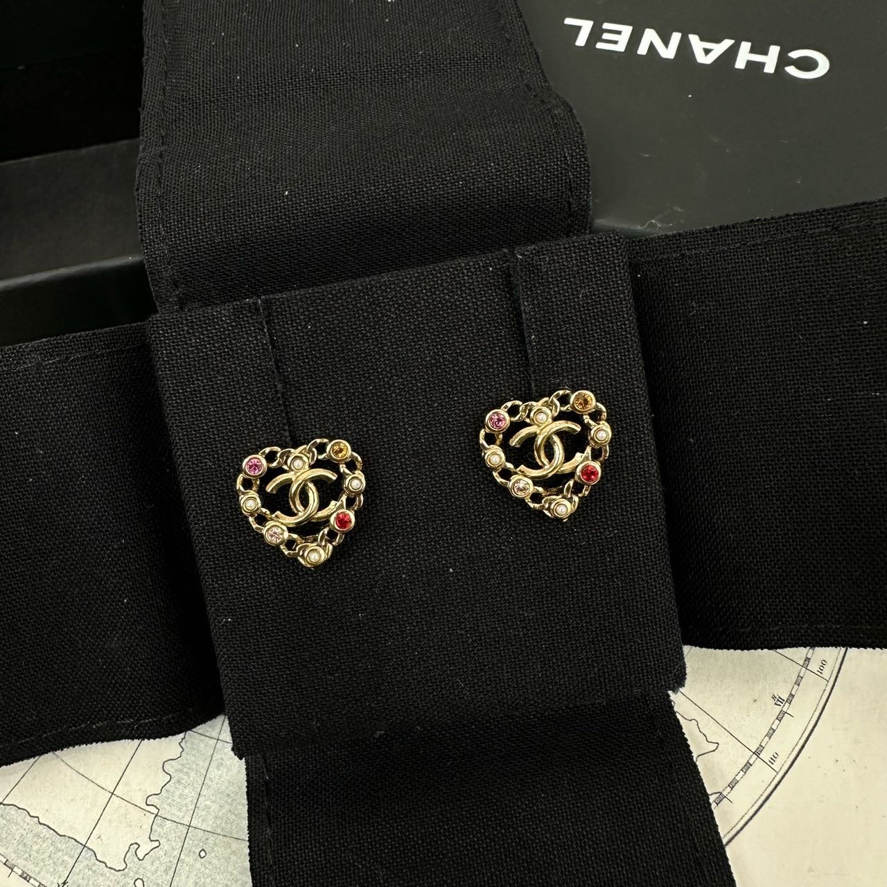 A级 Chanel 21P爱心耳钉 带盒子