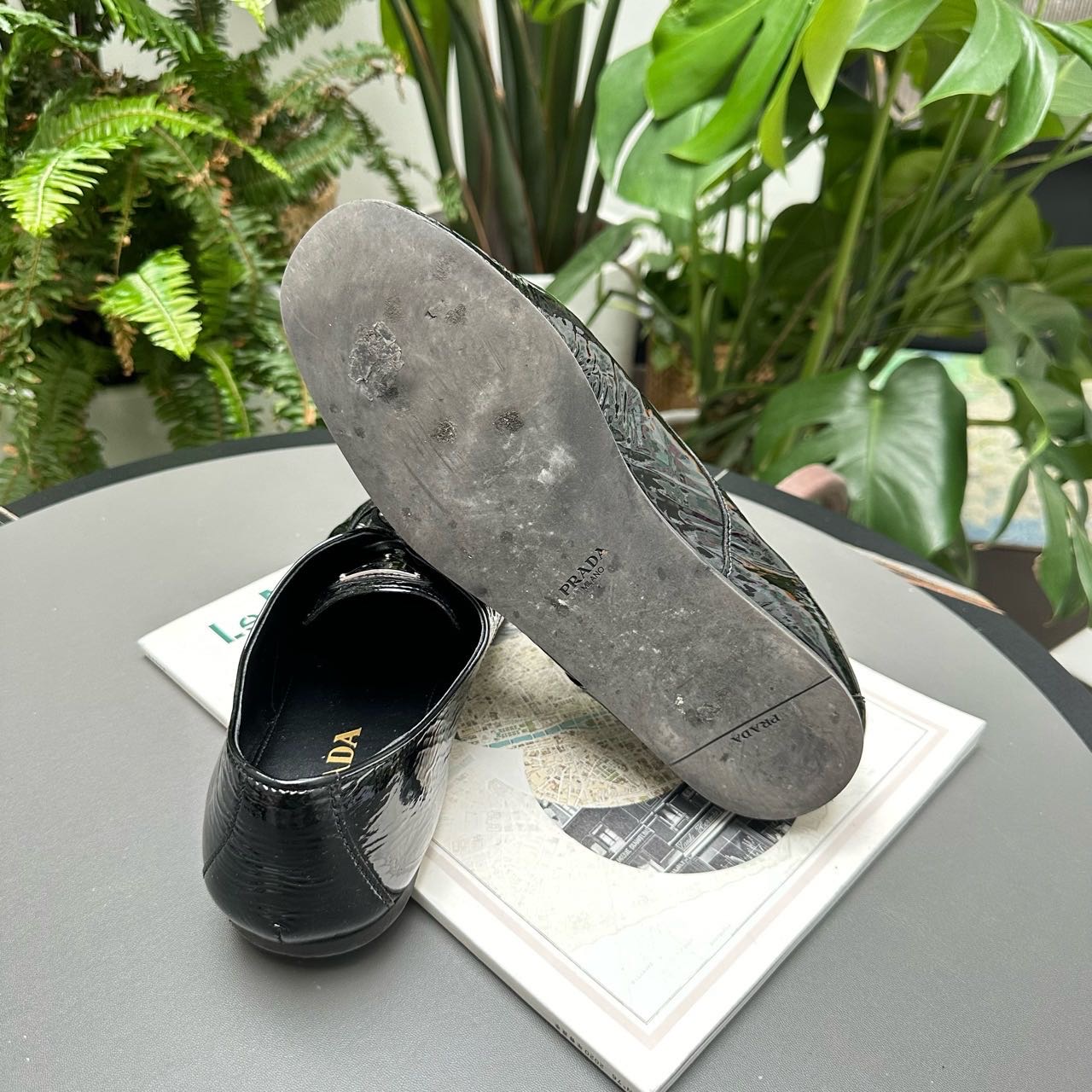A级 Prada 皮鞋 39码 缩略图
