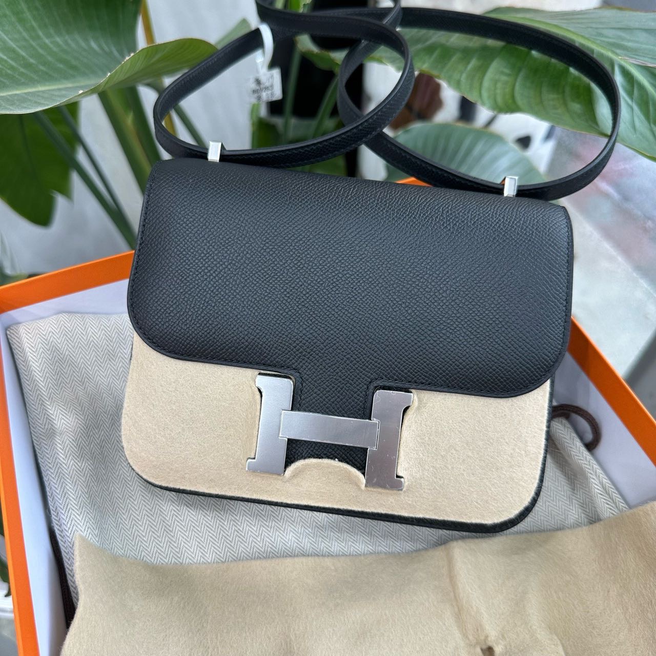 N级 Hermes爱马仕 黑银康康mini Constance Epsom皮 K刻全套26年4月票 缩略图