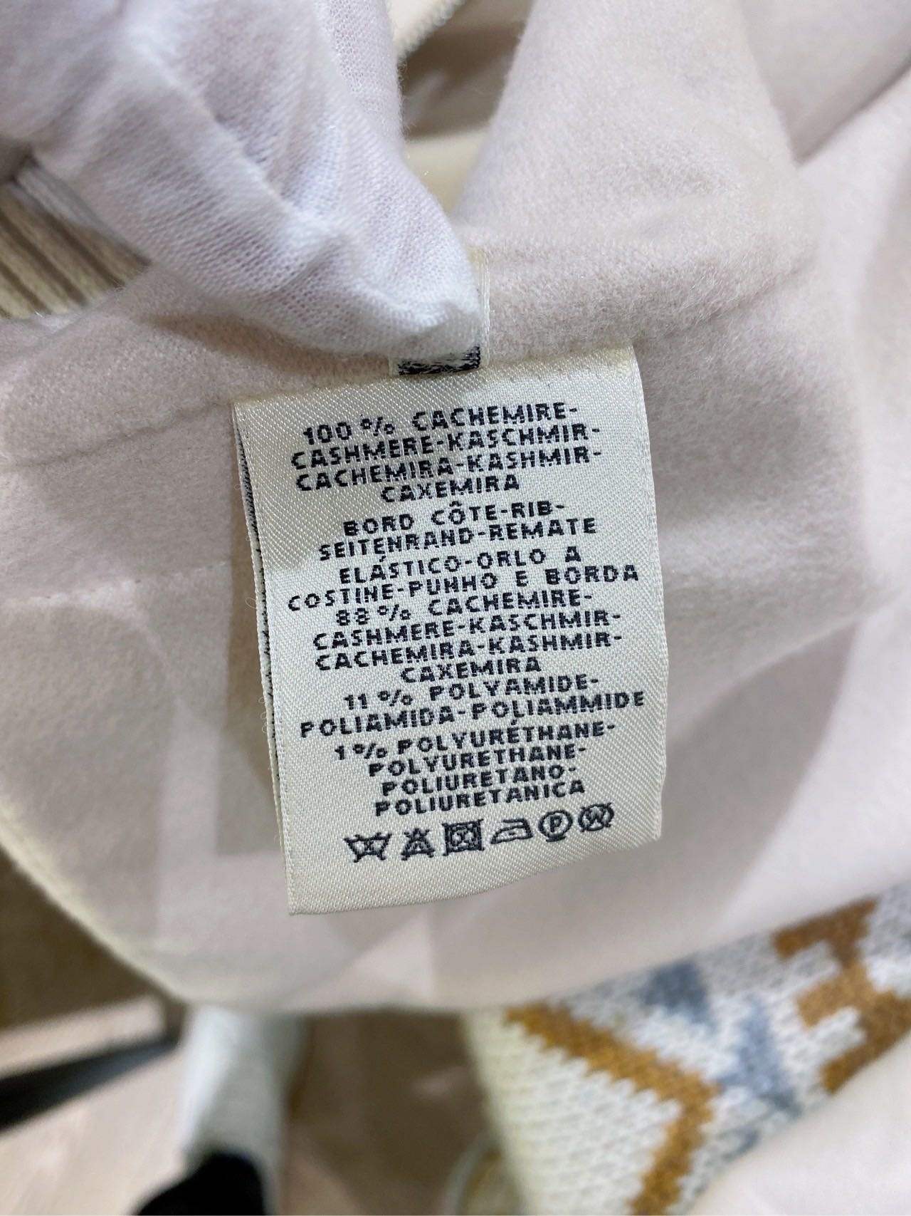 N级 Hermes爱马仕  藕粉白100%羊绒外套  38码 胸围55*2cm 衣长55cm 落肩款 缩略图