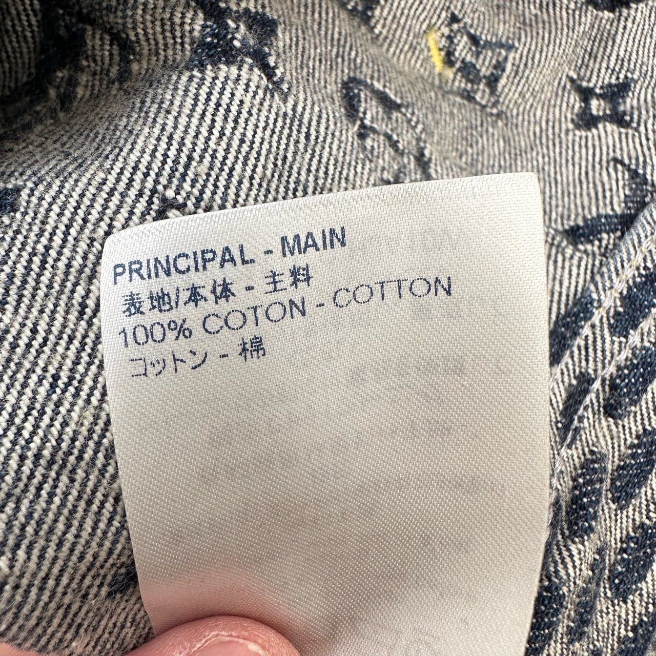 A级 LV  牛仔外套 45码
衣长60✖️胸围50*2✖️肩宽45 4号 缩略图