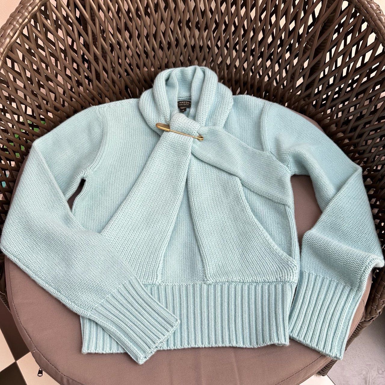 A级 Burberry 100%山羊绒针织套头毛衣 S码