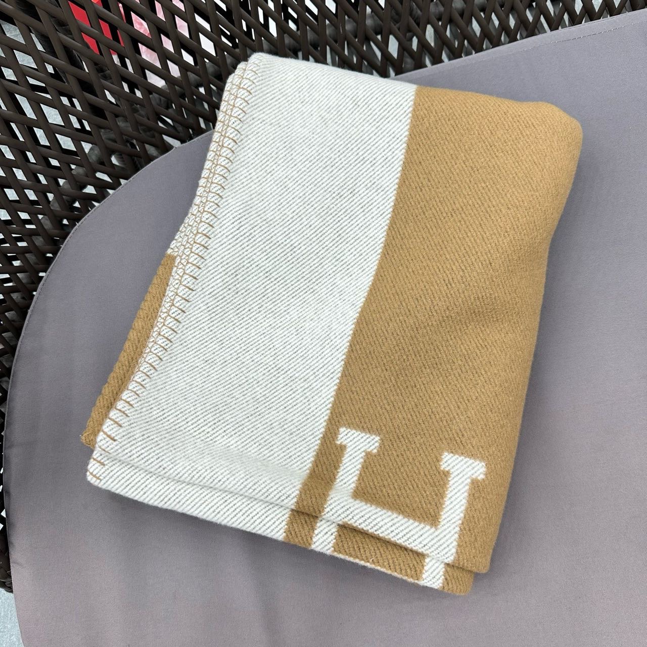 N级 Hermes 成人羊绒毛毯