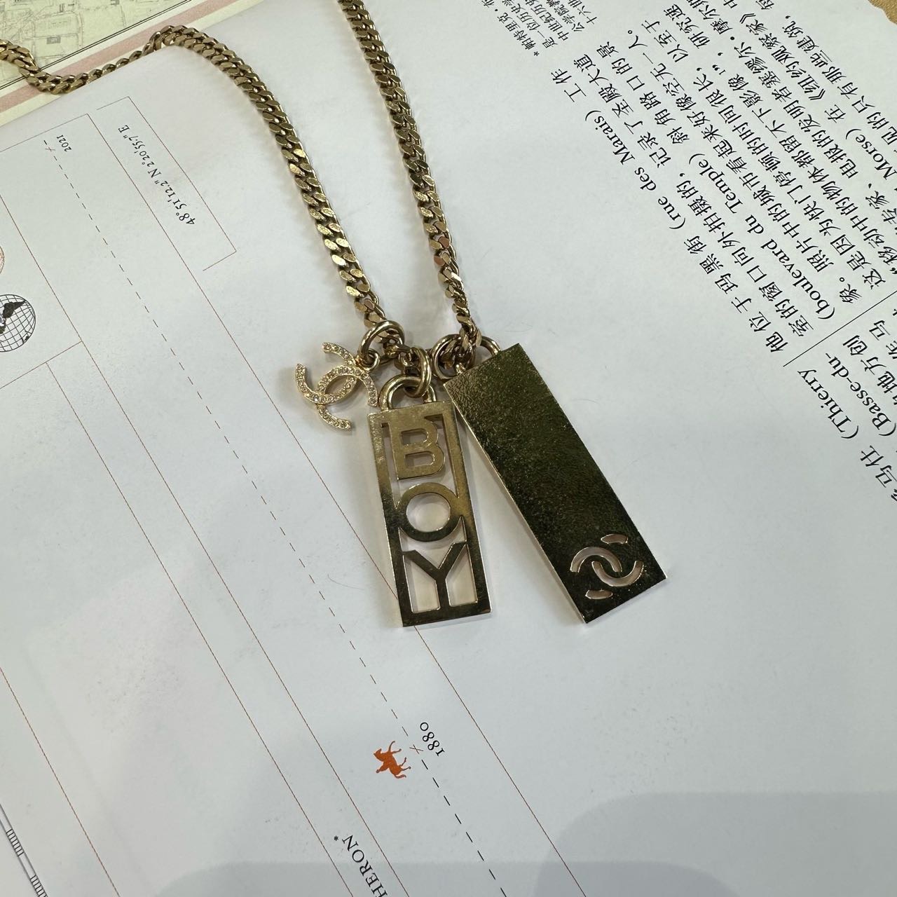 A级 Chanel boy项链 王一博同款