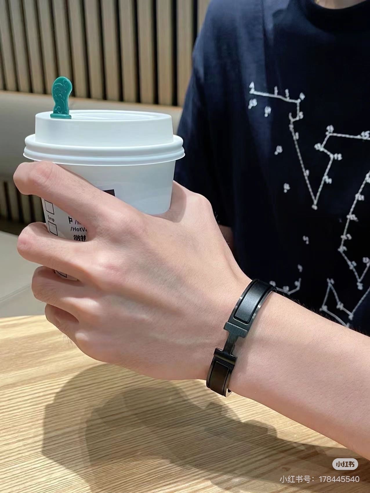 N级 Hermes so black珐琅手镯 T5码 带盒子尘袋 缩略图