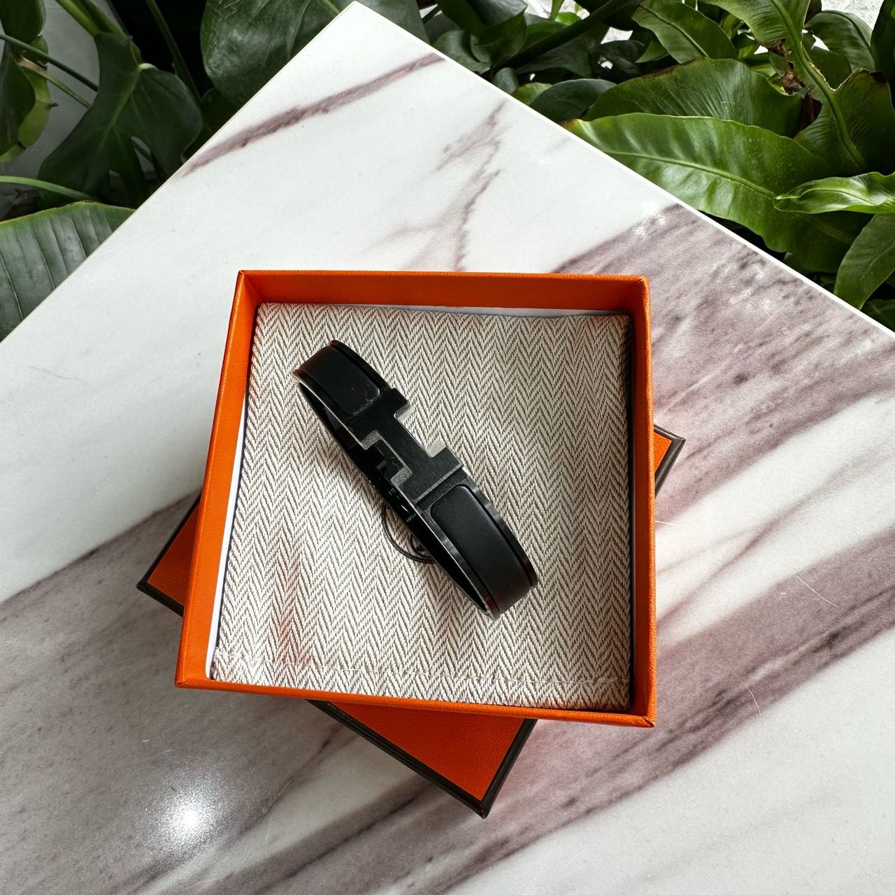N级 Hermes so black珐琅手镯 T5码 带盒子尘袋 缩略图