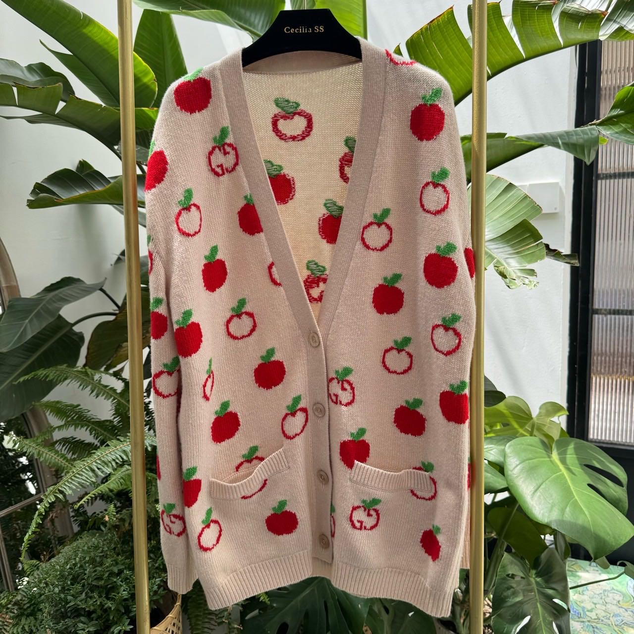 A级 古驰 GUCCI 苹果针织羊毛开衫外套 M码肩宽50cm 胸围52*2cm 衣长73cm 无领标