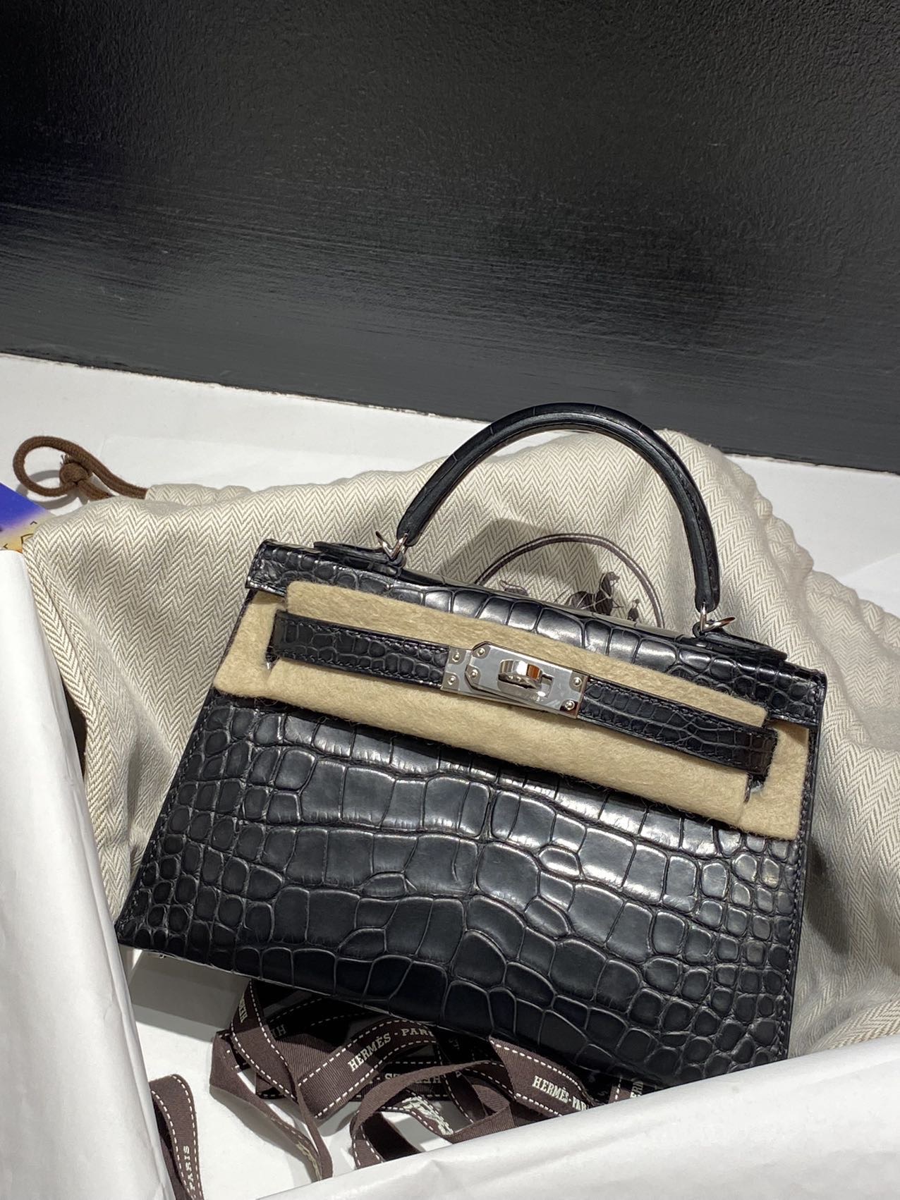 爱马仕 Hermes minikelly二代 黑银雾面鳄鱼 内拼珍珠灰 K刻