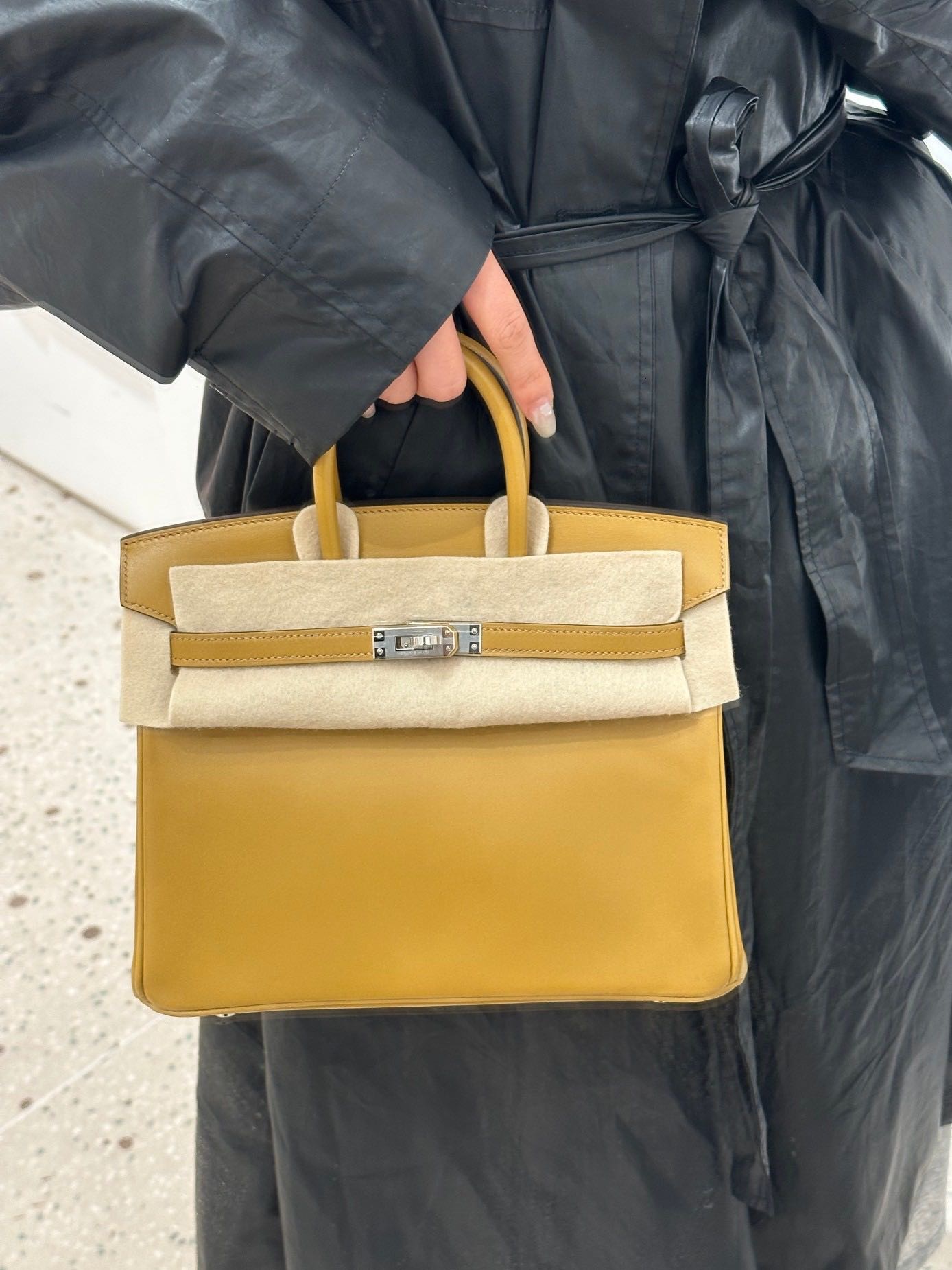 爱马仕 Hermes bk25/birkin25 尘埃色银扣 Tad皮 U刻 全新