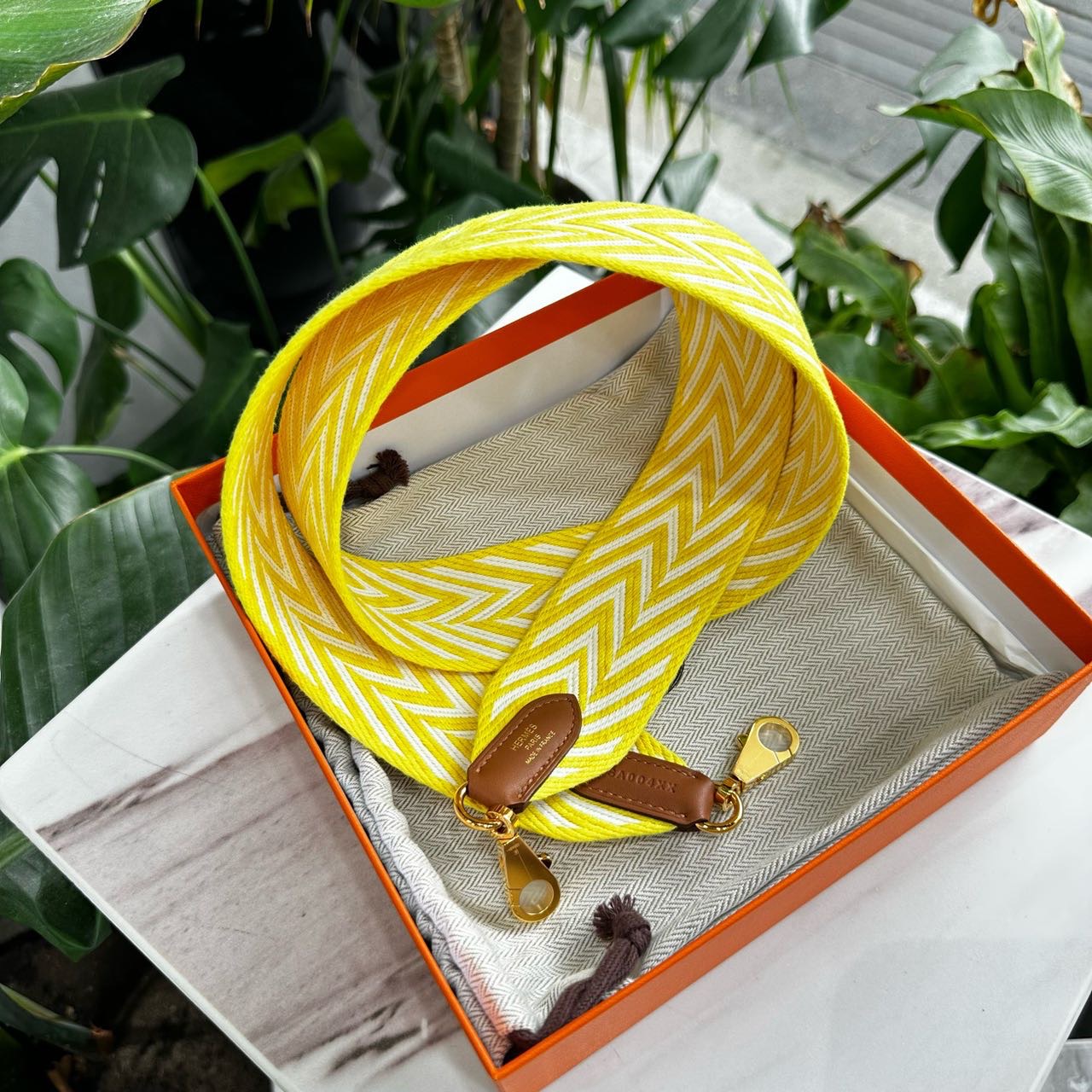 N级 Hermes 帆布肩带 W刻 扣到扣长度103cm 带盒子尘袋