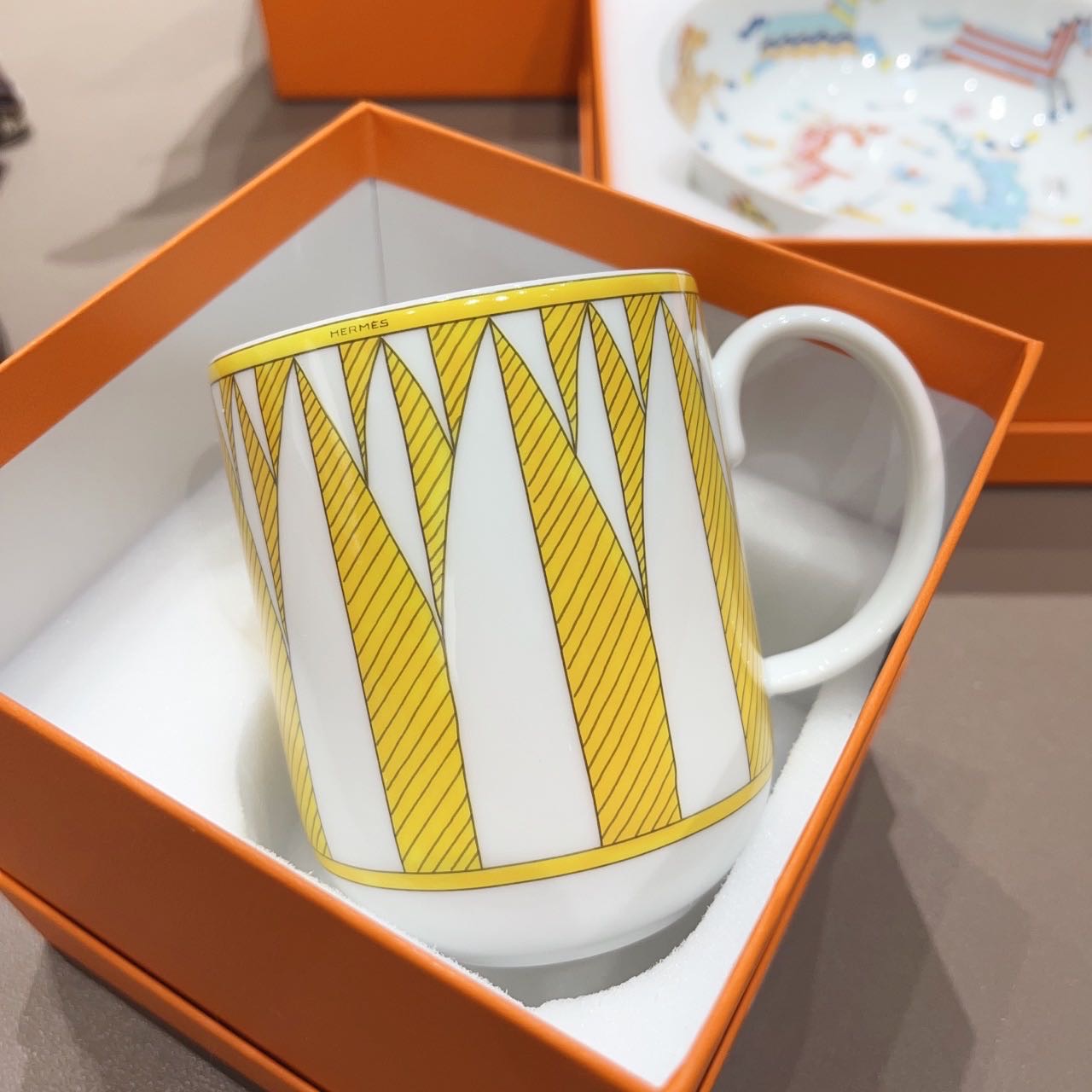 N级  Hermes   黄色 新款杯子 马克杯 缩略图