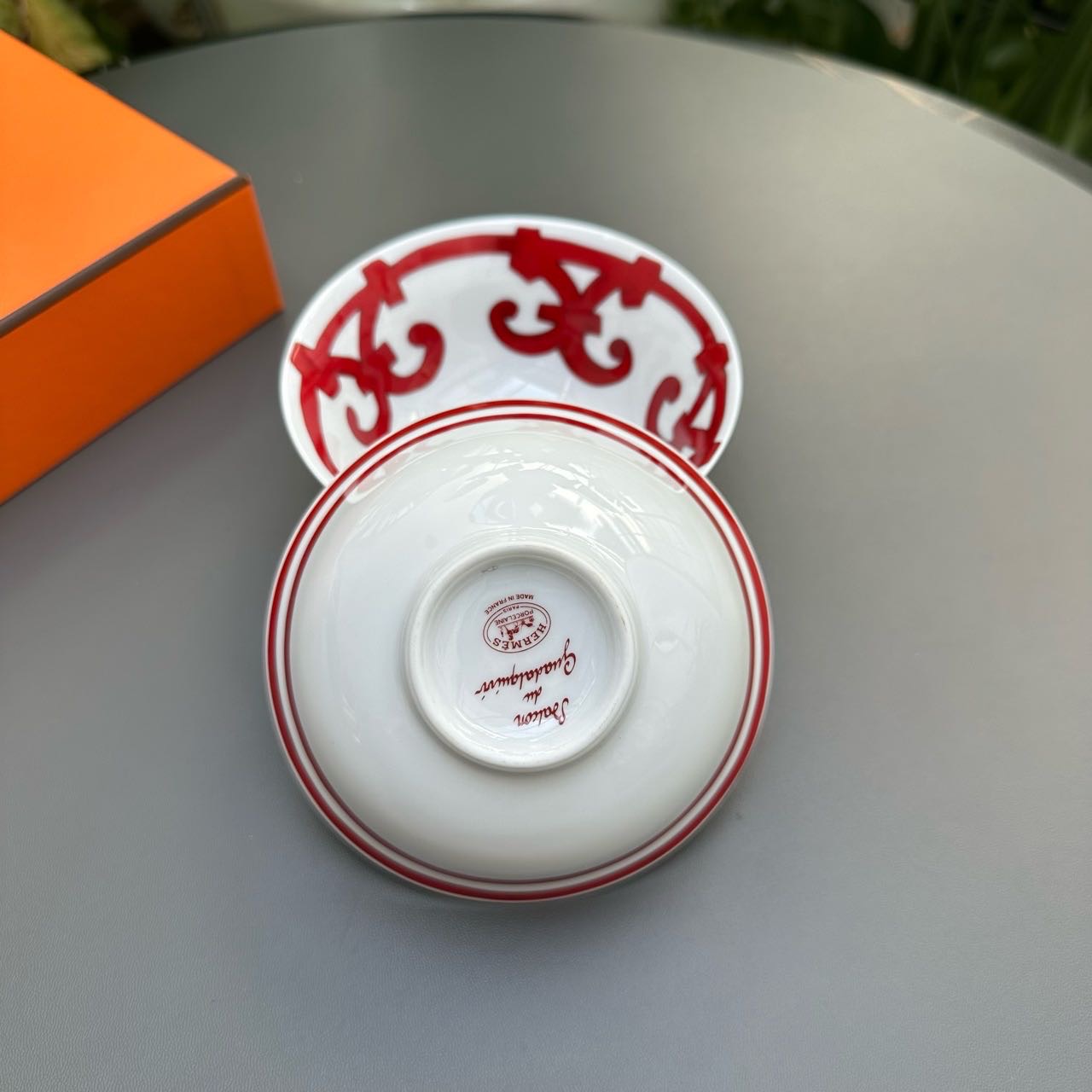 N级  Hermes  西班牙阳台系列 红色套装碗 陶瓷 瓷器 直径11厘米 带盒子 可配纸袋  配货折扣 缩略图