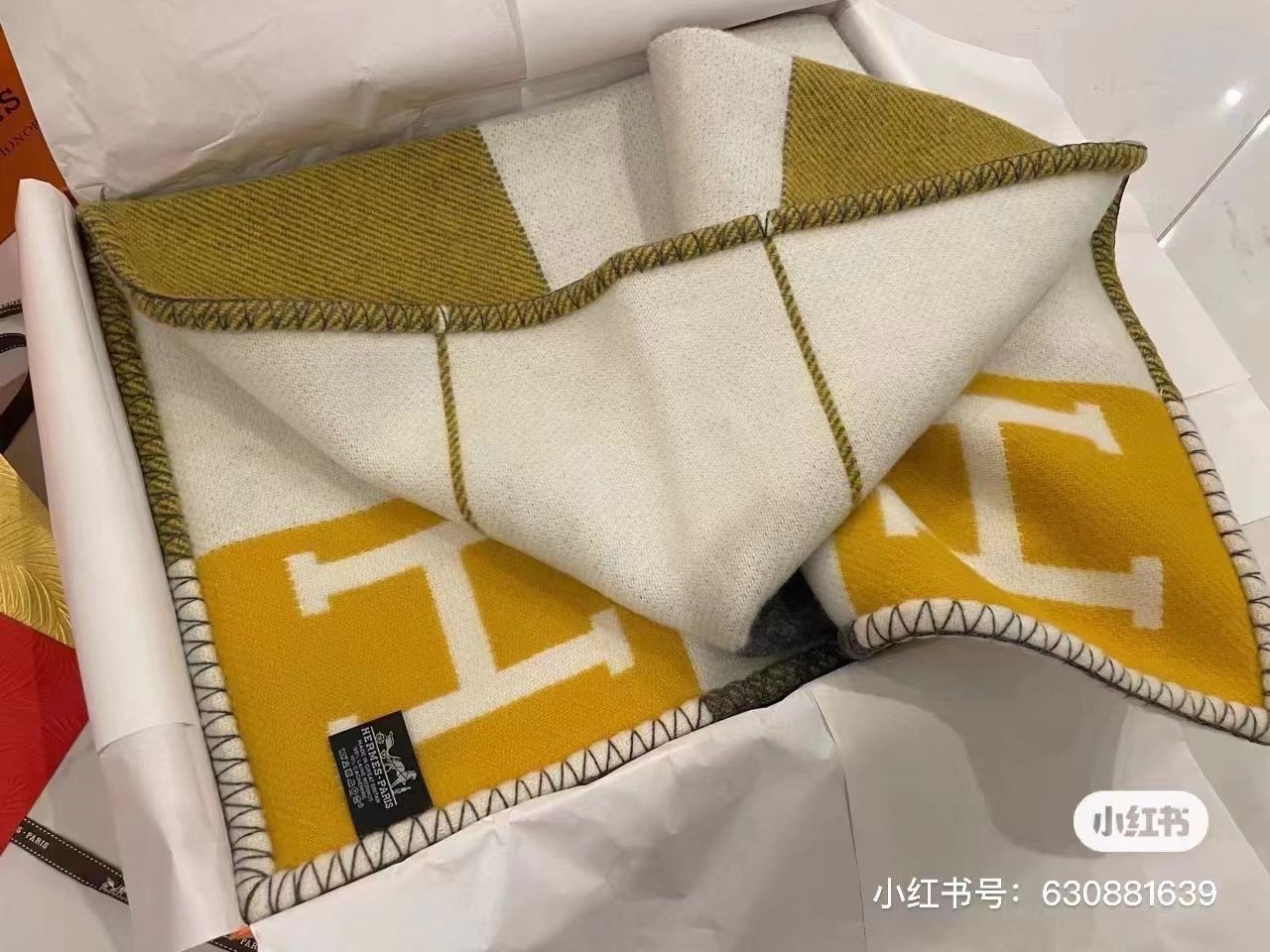 N级  Hermes爱马仕  H字母羊毛羊绒毛毯  尺寸135*170cm 原价一万多  折扣价格出 有盒子 缩略图
