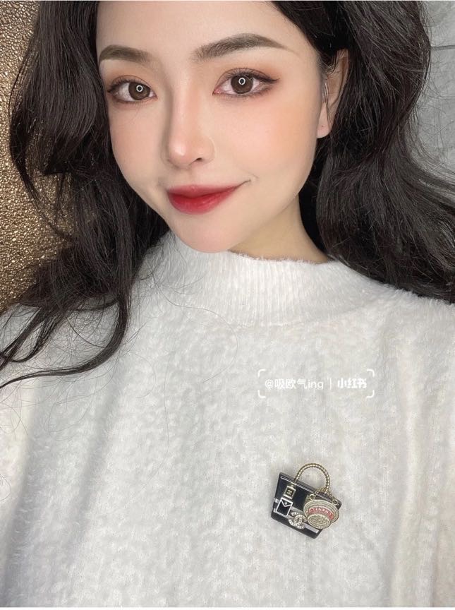 N级 Chanel  21C帽子胸针 带盒 缩略图