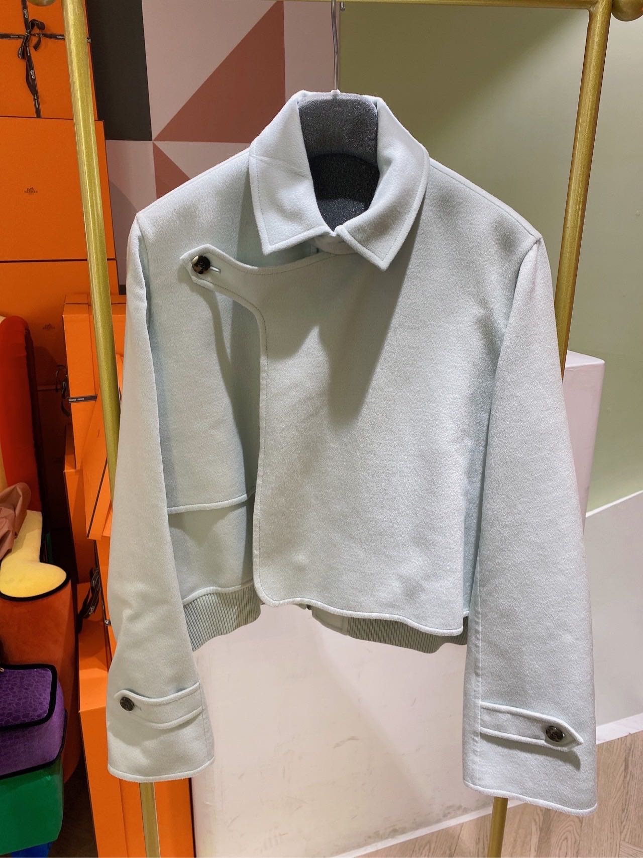 N级 Hermes爱马仕 薄荷绿100%羊绒外套 38码 胸围55*2 肩宽40cm 衣长51cm 原价6万左右