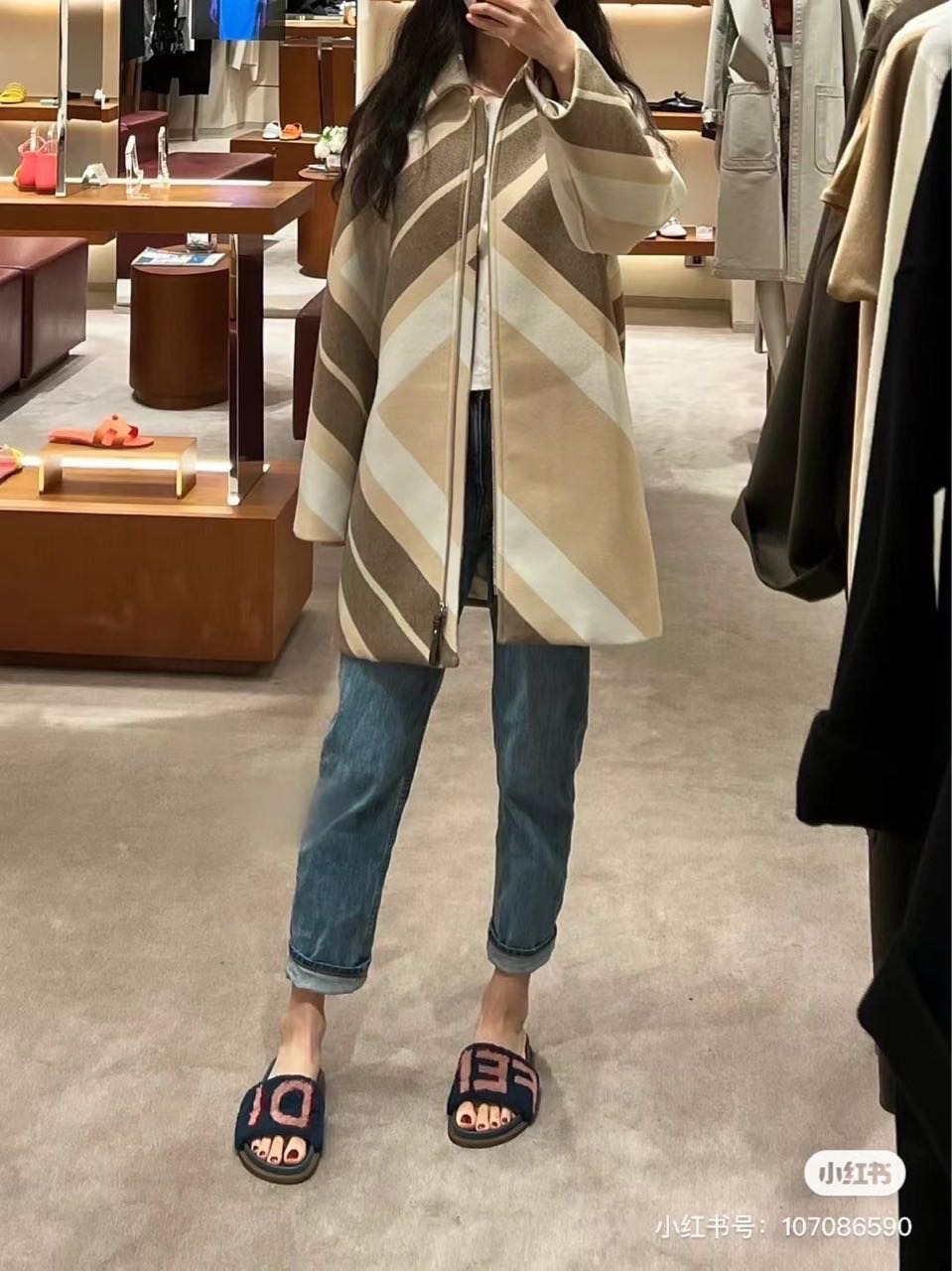 N级 Hermes爱马仕 女士拉链上衣/外套 38码 胸围53*2cm 落肩款 衣长75cm  原价四万左右 缩略图