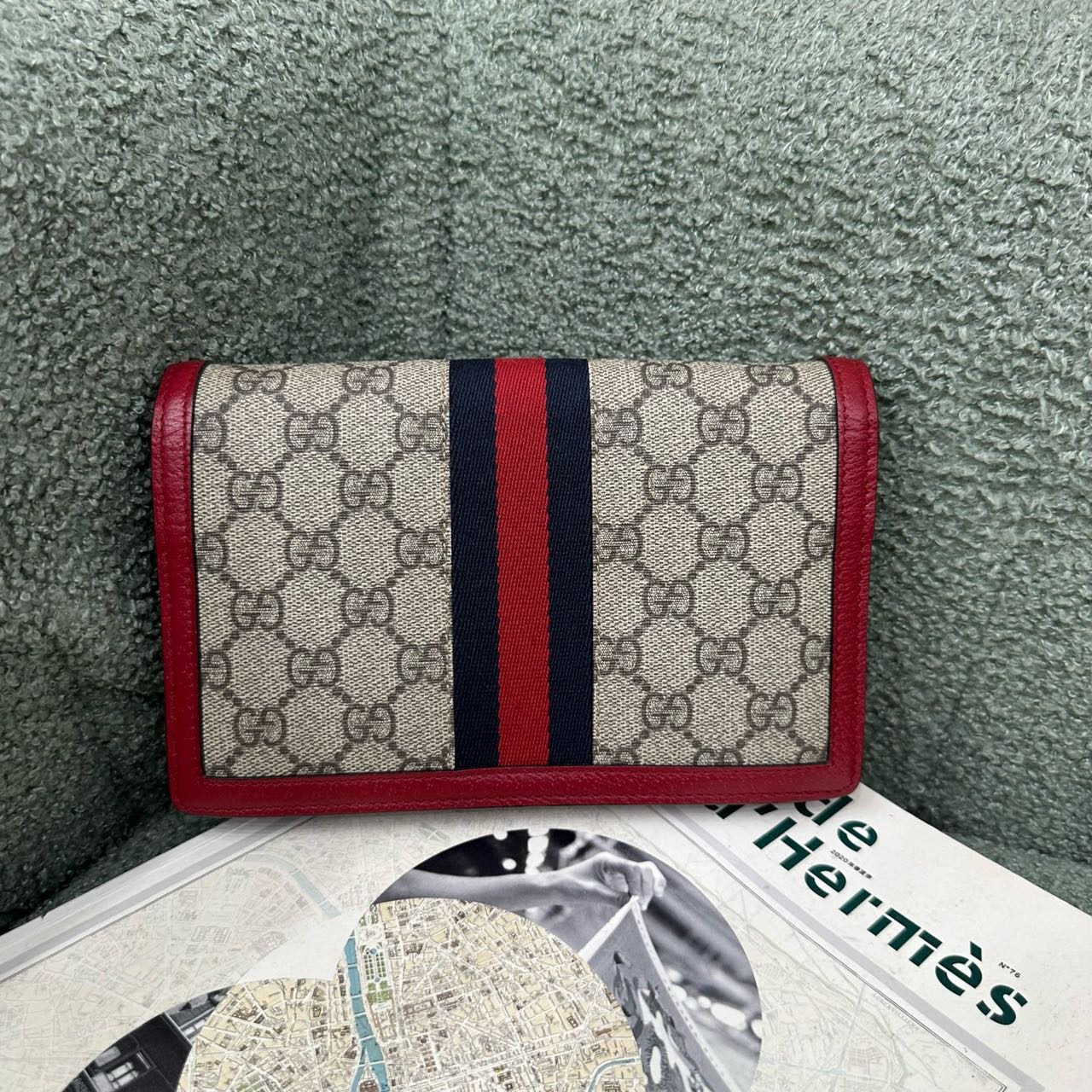 A级 Gucci 小蜜蜂链条斜挎包 缩略图